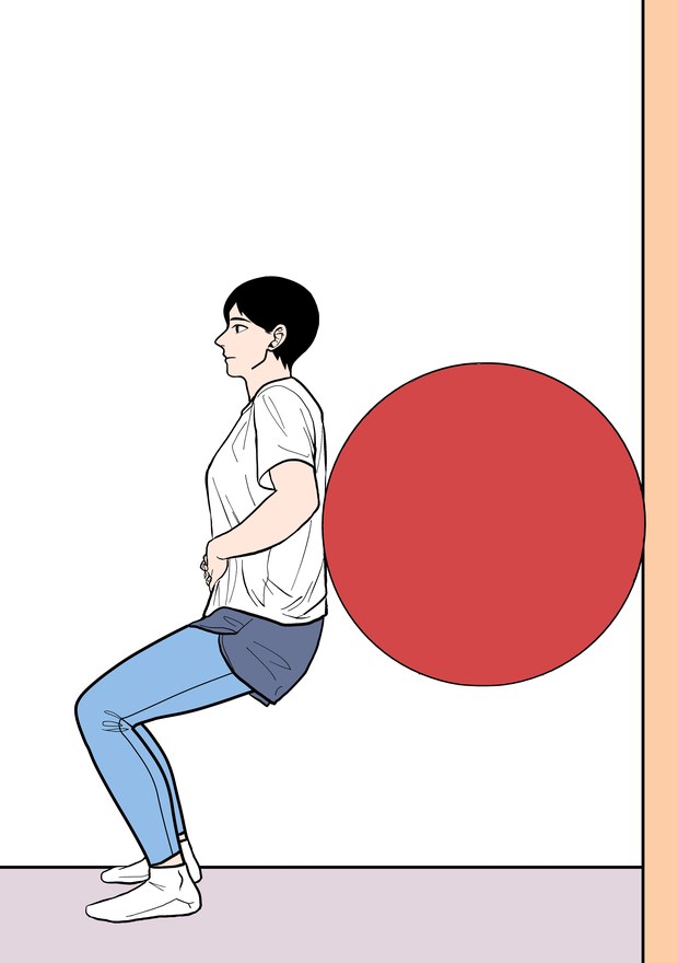 공을 이용한 벽에 기댄 스쿼트